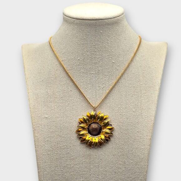 Sunflower Pendant Gold Snake Necklace | Vintage Floral Statement Jewelry - Picture 6 of 7